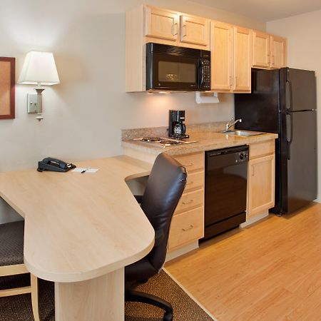 Candlewood Suites Junction City - Ft. Riley By Ihg Экстерьер фото