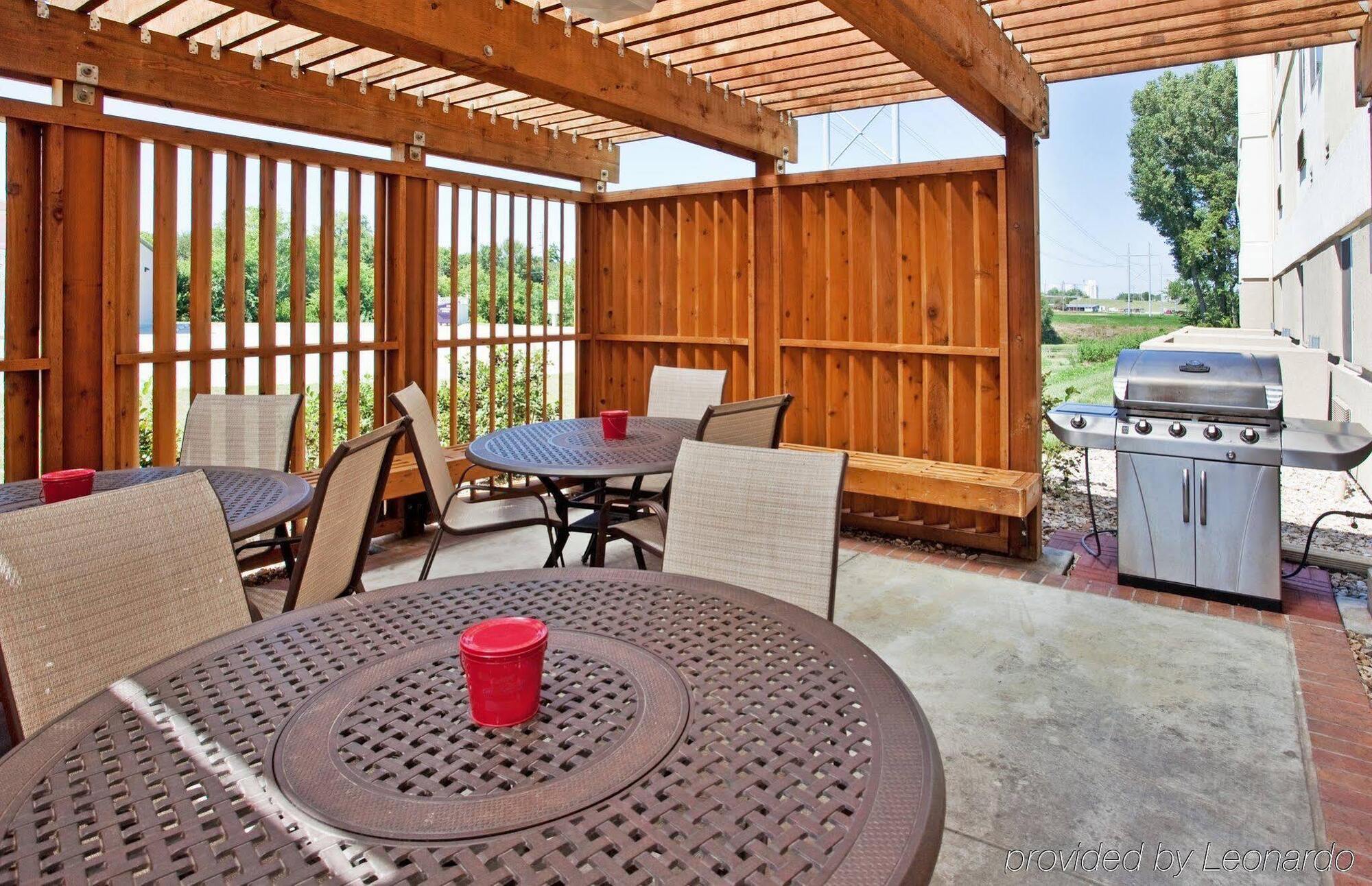 Candlewood Suites Junction City - Ft. Riley By Ihg Экстерьер фото